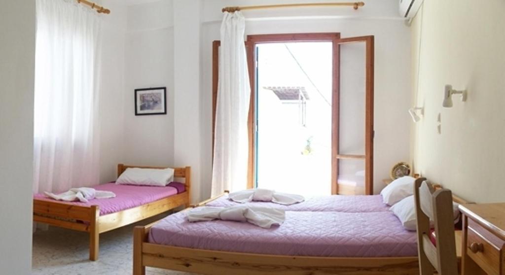 Magic View Aparthotel Naxos City Room photo