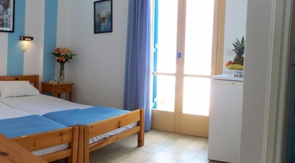 Magic View Aparthotel Naxos City Room photo